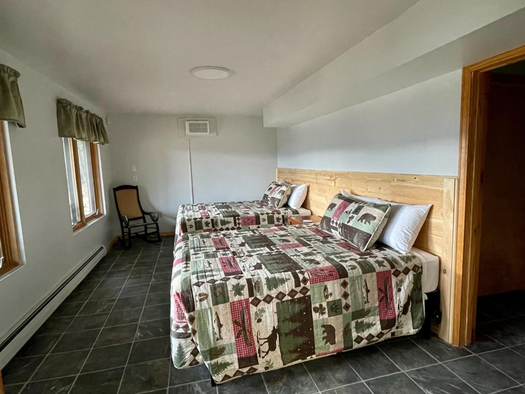 Hill View Motel And Cottages Lake George Szoba fotó